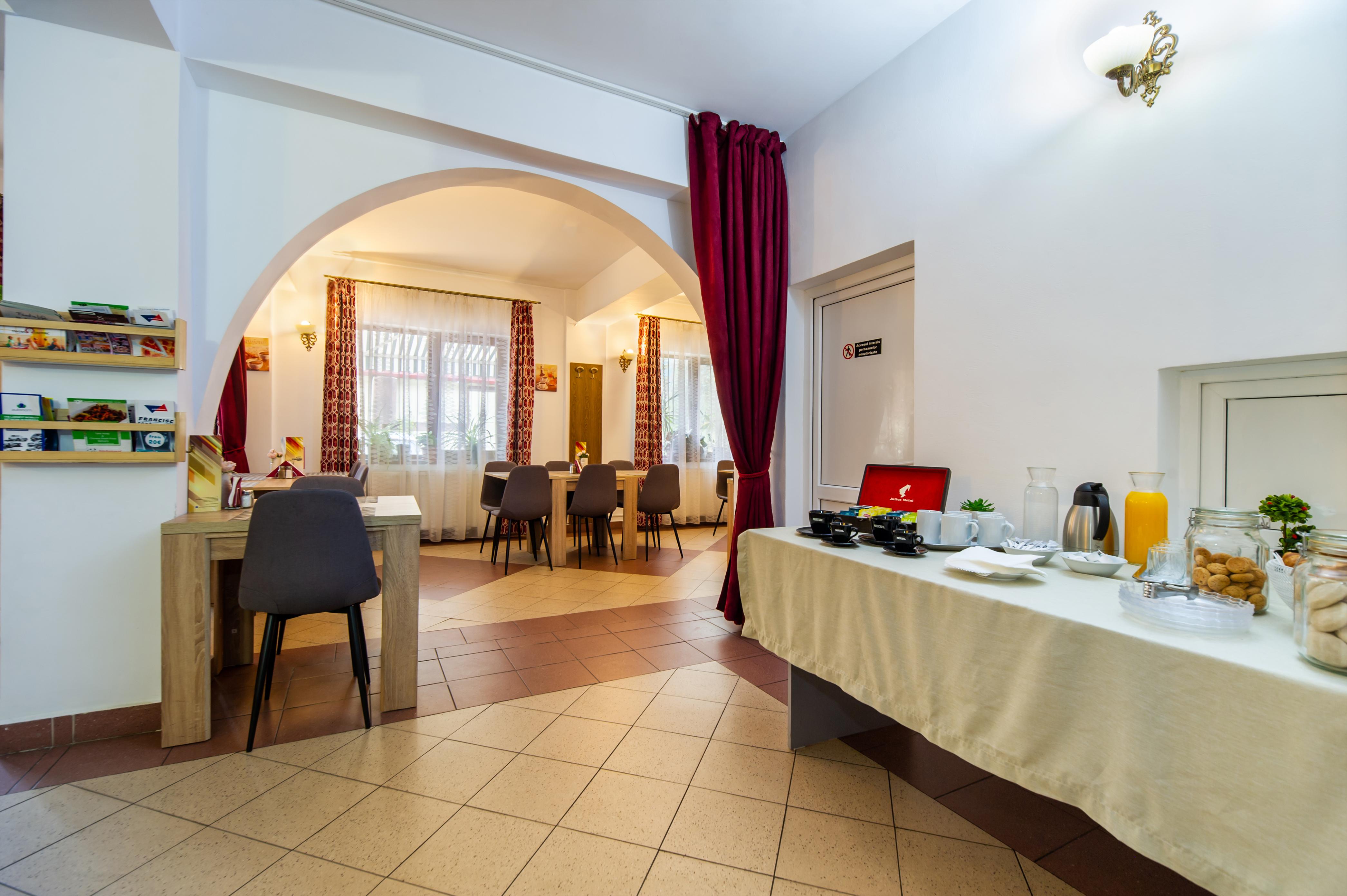 Long Street Hotel Брашов Экстерьер фото