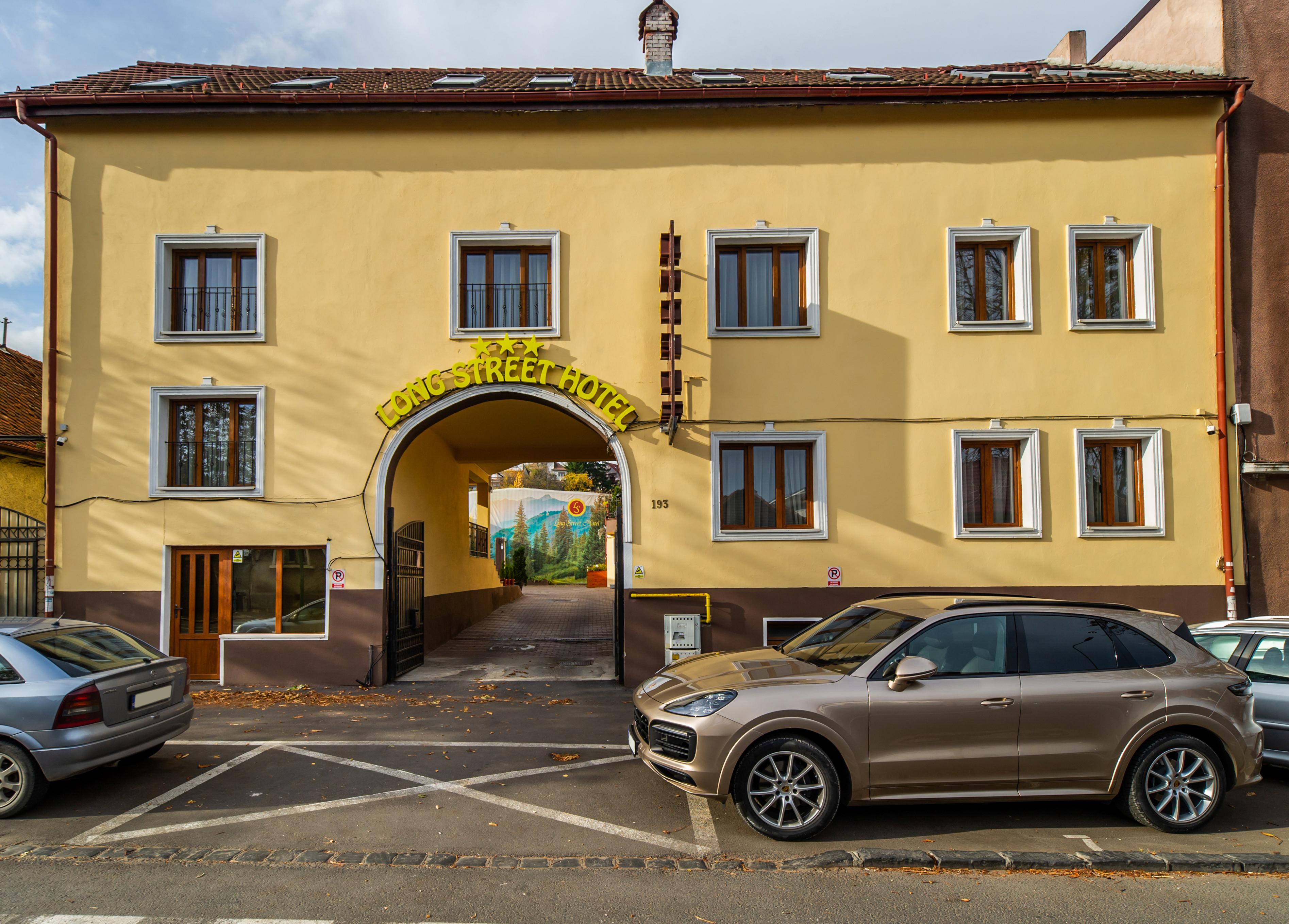 Long Street Hotel Брашов Экстерьер фото
