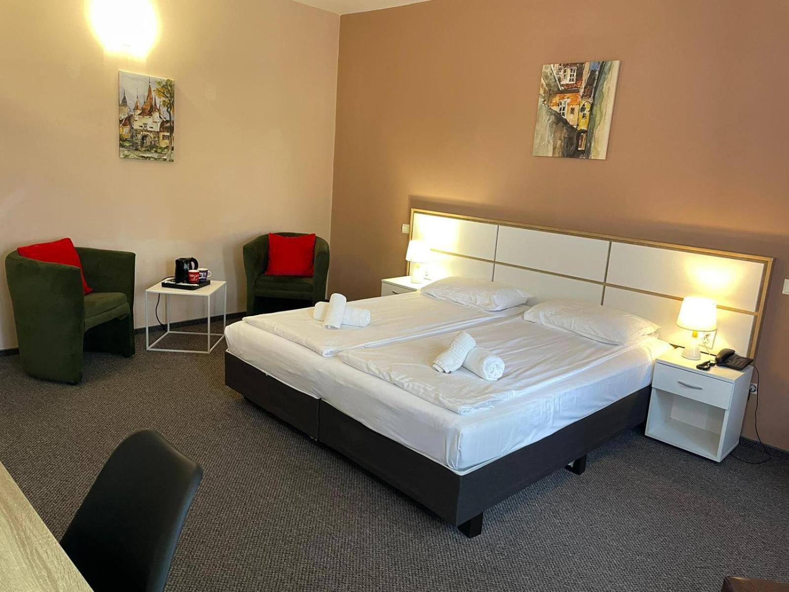 Long Street Hotel Брашов Экстерьер фото
