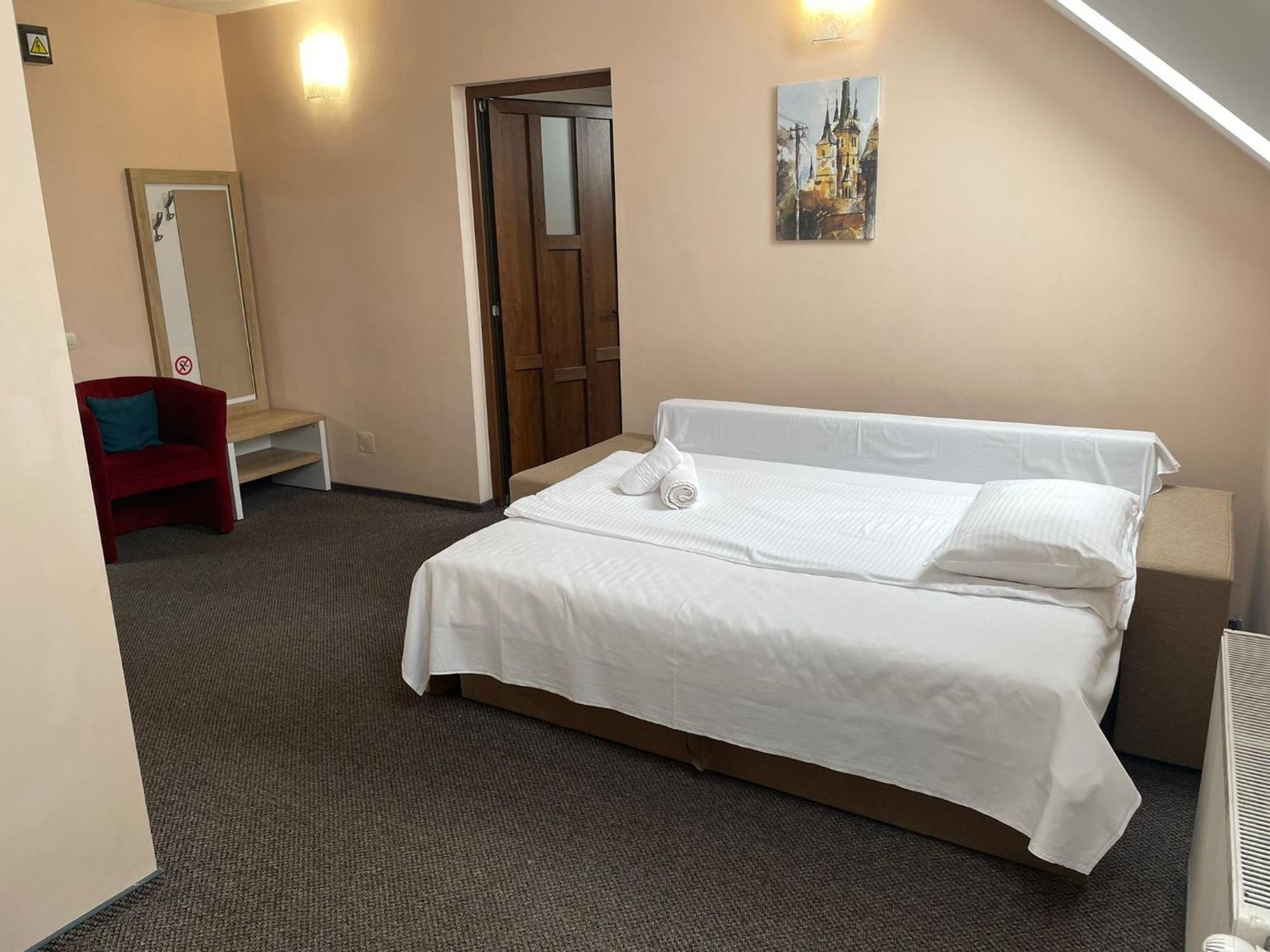 Long Street Hotel Брашов Номер фото