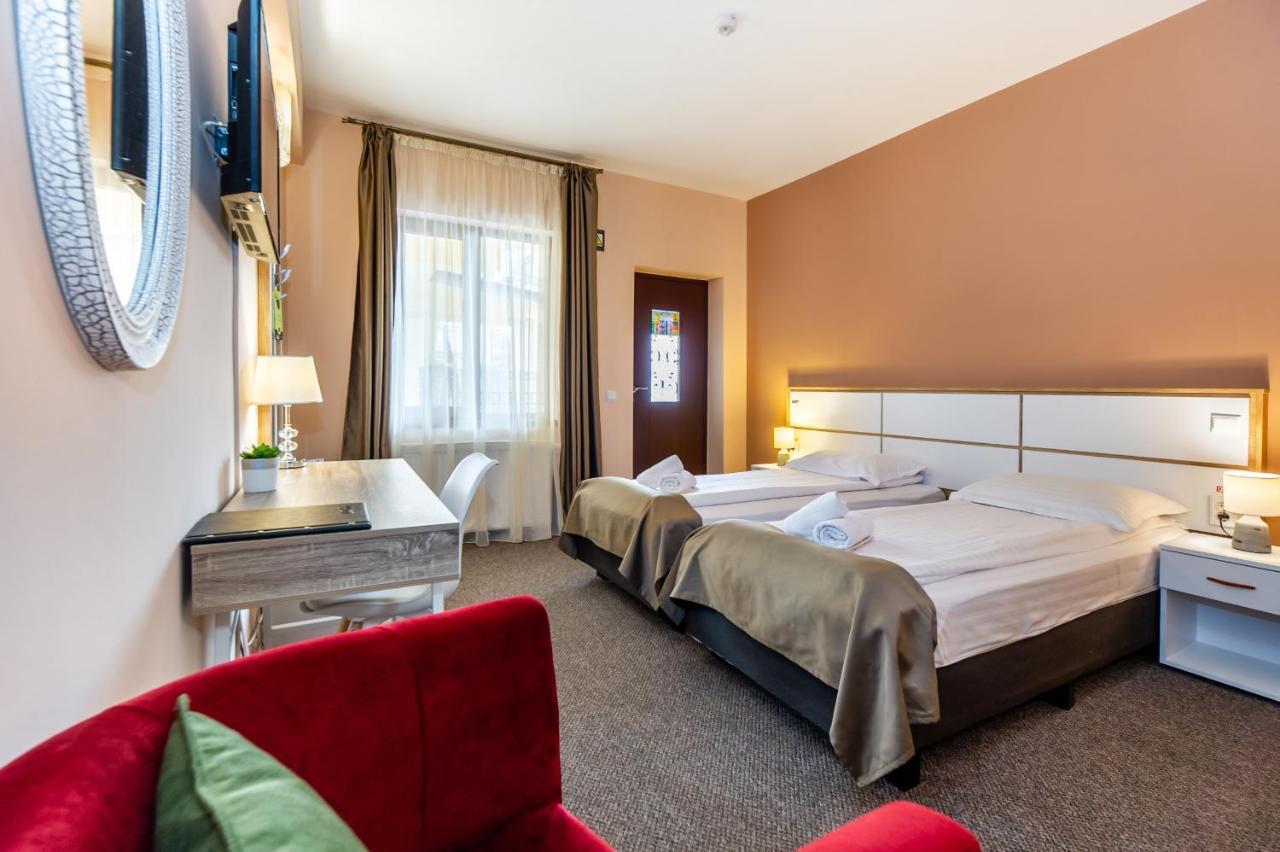 Long Street Hotel Брашов Экстерьер фото